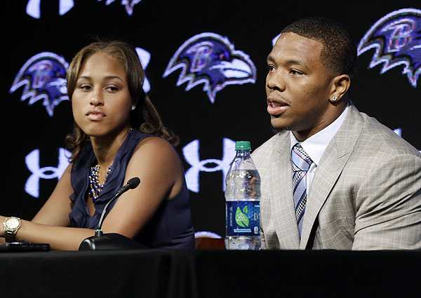 Ray Rice issues public apology in press conference met with social media backlash